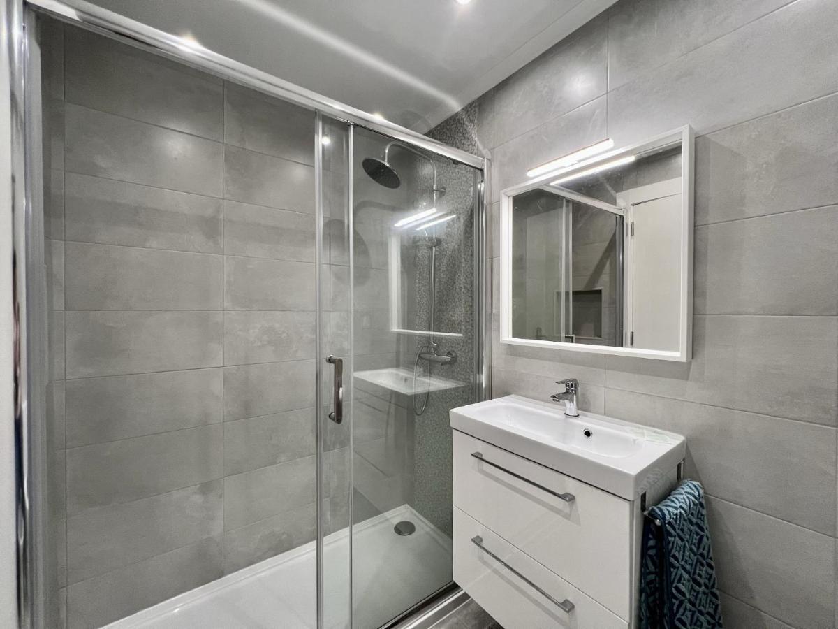 Armacao De Pera Brightness 2 With Pool By Homing Lägenhet Exteriör bild