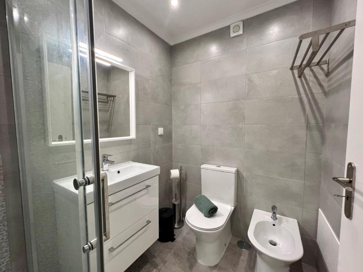 Armacao De Pera Brightness 2 With Pool By Homing Lägenhet Exteriör bild