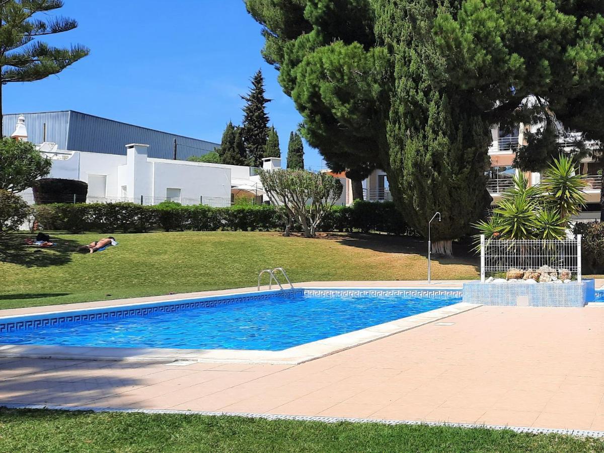 Armacao De Pera Brightness 2 With Pool By Homing Lägenhet Exteriör bild